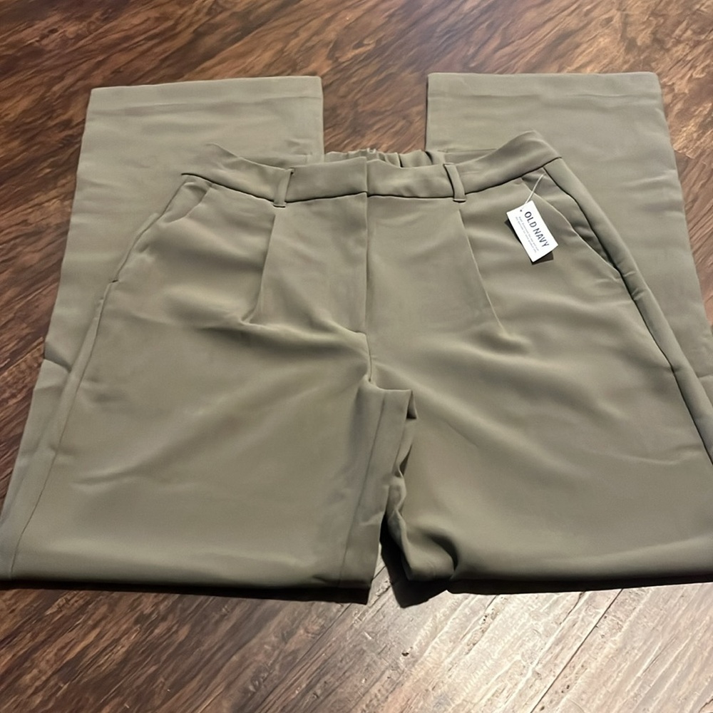 NWT Old Navy Olive Green Taylor Wide Leg Extra High-Rise Trousers Size Med Tall - Picture 5 of 7
